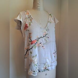 Anthropopogie TINY Floral Embroidered V-Neck Top Womens M Med Medium